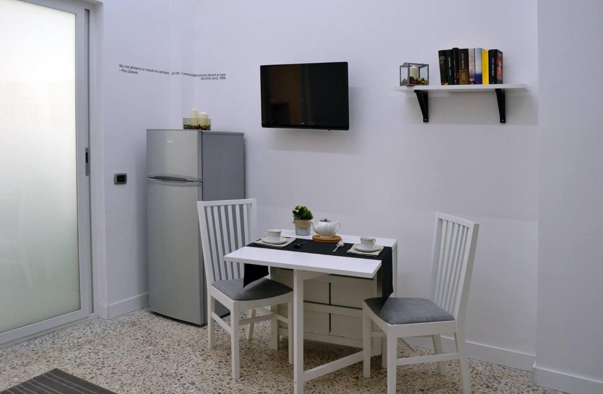 Napoli Centro, Dm Luxury Apartments Bagian luar foto